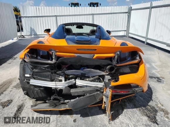 ✅ 2020 McLaren 720S • VIN: SBM14FCA6LW004272 • Lot: 84379965. Listed on Copart with Not provided. Free auction sales archive from the USA and detailed vehicle history report at DreamBid. Image 6.