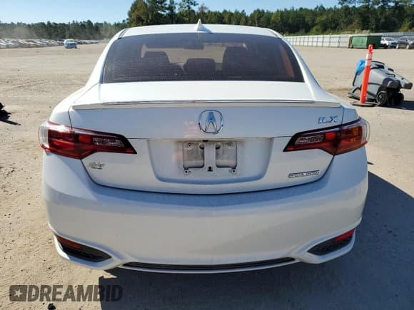 ✅ 2018 Acura ILX Special Edition • VIN: 19UDE2F43JA008700 • Lot: 87229355. Listed on Copart with 93,940 mi. Free auction sales archive from the USA and detailed vehicle history report at DreamBid. Image 6.