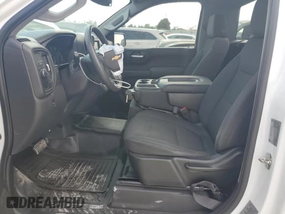 ✅ 2019 Chevrolet Silverado 1500 Work Truck • VIN: 3GCNWAEF9KG298389 • Lot: 71499205. Wystawiony na Copart z przebiegiem 41 494 mil. Bezpłatny archiwum sprzedaży aukcyjnych z USA i szczegółowy raport historii pojazdu na DreamBid. Zdjęcie 7.