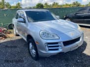 ✅ 2010 Porsche Cayenne • VIN: WP1AA2AP7ALA05266 • Лот: 43741648. Опубликован ранее на IAAI с пробегом 195 407 миль. Бесплатный доступ к архиву аукционных продаж из США и подробный отчёт об истории автомобиля на DreamBid. Изображение 1.