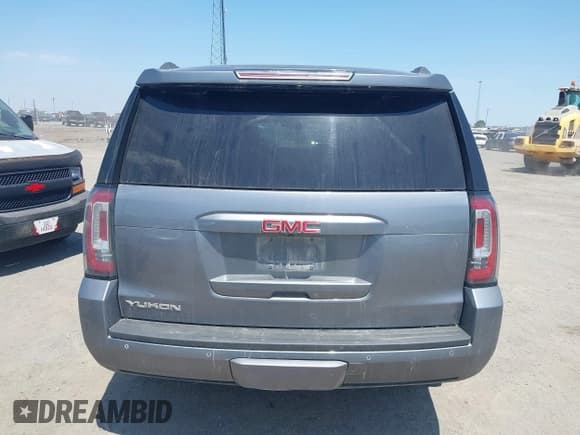 ✅ 2020 GMC Yukon SLT • VIN: 1GKS2BKC2LR267800 • Lot: 42041063. Listed on IAAI with 101,456 mi. Free auction sales archive from the USA and detailed vehicle history report at DreamBid. Image 19.