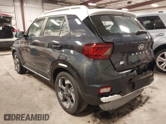 ✅ 2024 Hyundai Venue SEL • VIN: KMHRC8A33RU332537 • Lot: 40965362. Listed on IAAI with 6,223 mi. Free auction sales archive from the USA and detailed vehicle history report at DreamBid. Image 3.