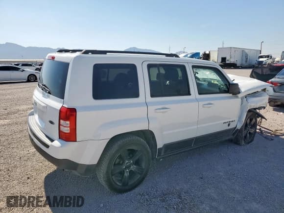 ✅ 2015 Jeep Patriot Altitude • VIN: 1C4NJRBB8FD354131 • Лот: 63819905. Опубликован ранее на Copart с пробегом Не указан. Бесплатный доступ к архиву аукционных продаж из США и подробный отчёт об истории автомобиля на DreamBid. Изображение 3.