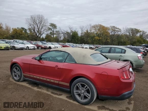 ✅ 2010 Ford Mustang V6 • VIN: 1ZVBP8EN7A5111881 • Lot: 90433715. Listed on Copart with 202,139 mi. Free auction sales archive from the USA and detailed vehicle history report at DreamBid. Image 2.