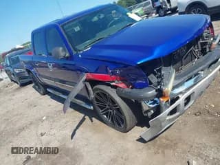 ✅ 2006 Chevrolet Silverado 1500 LS • VIN: 2GCEC13V061301326 • Lot: 42730768. Listed on IAAI with 230,734 mi. Free auction sales archive from the USA and detailed vehicle history report at DreamBid. Image 1.