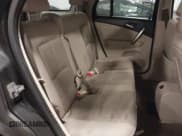 ✅ 2007 Saturn VUE I4 • VIN: 5GZCZ33D77S835156 • Lot: 43586934. Wystawiony na IAAI z przebiegiem 93 044 mil. Bezpłatny archiwum sprzedaży aukcyjnych z USA i szczegółowy raport historii pojazdu na DreamBid. Zdjęcie 8.