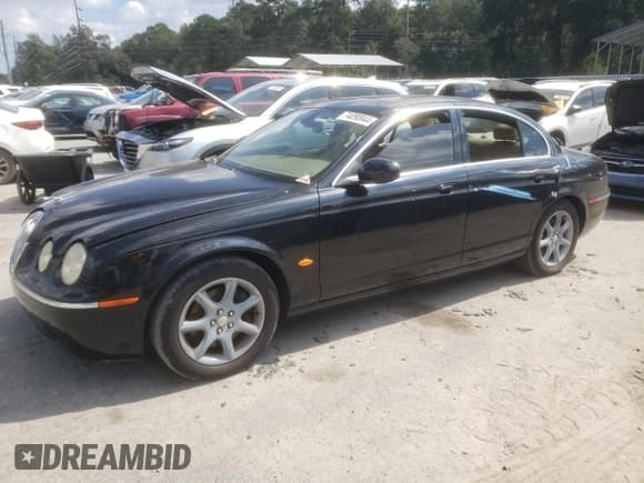 ✅ 2006 Jaguar S-Type 4.2 • VIN: SAJWA01B46HN71851 • Lot: 74090944. Wystawiony na Copart z przebiegiem Nie podano. Bezpłatny archiwum sprzedaży aukcyjnych z USA i szczegółowy raport historii pojazdu na DreamBid. Zdjęcie 1.