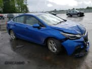 ✅ 2017 Chevrolet Cruze LT • VIN: 1G1BE5SM2H7147682 • Lot: 48377893. Listed on Copart with 63,423 mi. Free auction sales archive from the USA and detailed vehicle history report at DreamBid. Image 4.