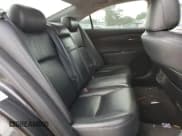 ✅ 2010 Lexus ES 330 • VIN: JTHBK1EG7A2375791 • Лот: 84633245. Опубликован ранее на Copart с пробегом 168 852 миль. Бесплатный доступ к архиву аукционных продаж из США и подробный отчёт об истории автомобиля на DreamBid. Изображение 10.