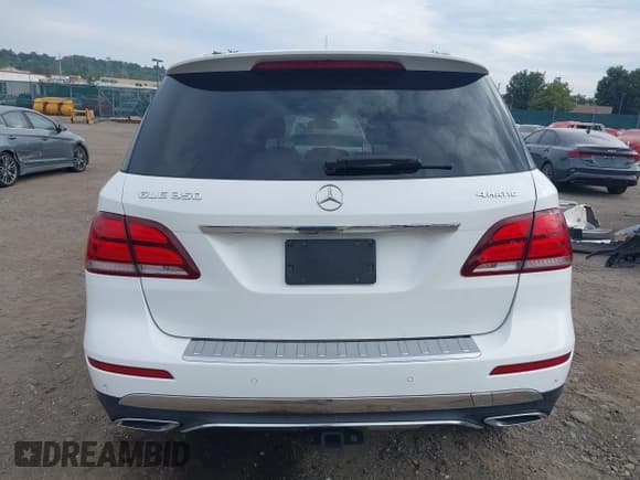 ✅ 2018 Mercedes-Benz GLE 350 • VIN: 4JGDA5HB5JB022000 • Lot: 43214009. Listed on IAAI with 95,763 mi. Free auction sales archive from the USA and detailed vehicle history report at DreamBid. Image 16.