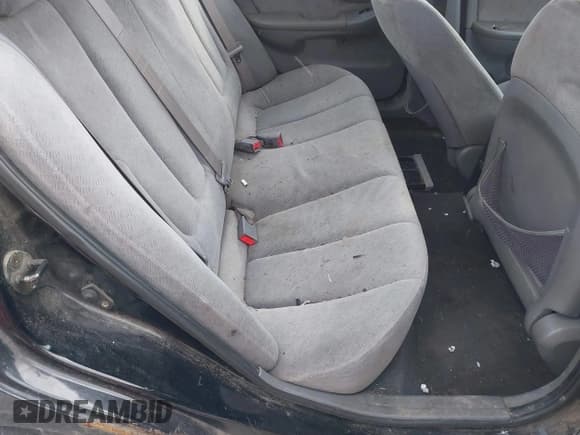 ✅ 2005 Hyundai Elantra GLS • VIN: KMHDN46D55U036444 • Lot: 41372324. Wystawiony na IAAI z przebiegiem 221 118 mil. Bezpłatny archiwum sprzedaży aukcyjnych z USA i szczegółowy raport historii pojazdu na DreamBid. Zdjęcie 8.