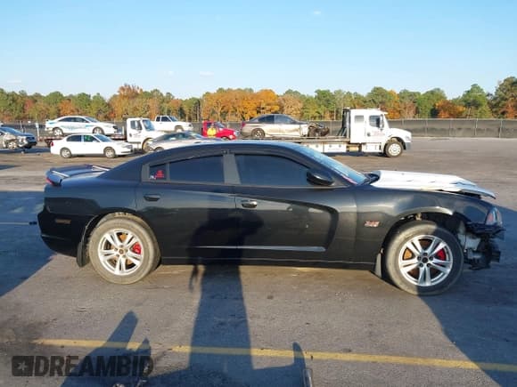 ✅ 2013 Dodge Charger RT • VIN: 2C3CDXDT2DH635189 • Lot: 43658519. Wystawiony na IAAI z przebiegiem 113 621 mil. Bezpłatny archiwum sprzedaży aukcyjnych z USA i szczegółowy raport historii pojazdu na DreamBid. Zdjęcie 14.