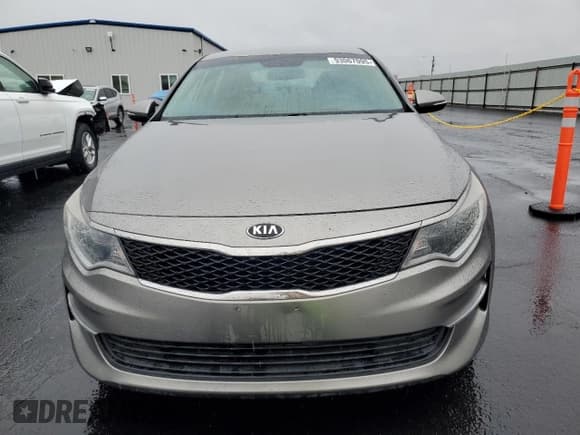 ✅ 2018 Kia Optima LX • VIN: 5XXGT4L36JG196772 • Лот: 93067095. Опубликован ранее на Copart с пробегом 174 882 миль. Бесплатный доступ к архиву аукционных продаж из США и подробный отчёт об истории автомобиля на DreamBid. Изображение 5.