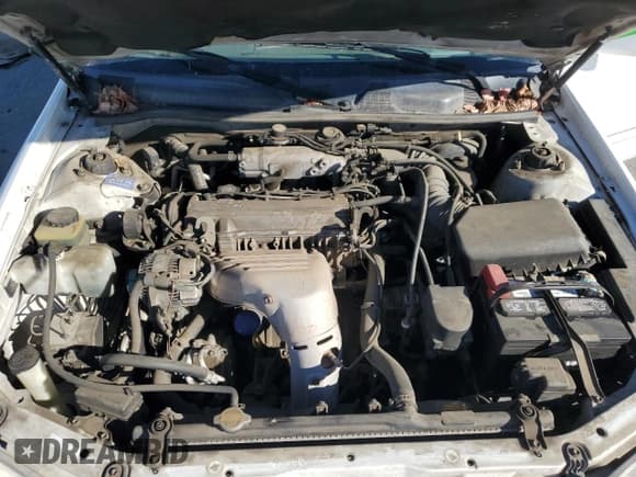 ✅ 2000 Toyota Camry LE • VIN: JT2BG22K8Y0418325 • Лот: 82253695. Опубликован ранее на Copart с пробегом 189 355 миль. Бесплатный доступ к архиву аукционных продаж из США и подробный отчёт об истории автомобиля на DreamBid. Изображение 11.