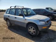 ✅ 1997 Toyota RAV4 • VIN: JT3GP10V9V7017801 • Lot: 85744895. Wystawiony na Copart z przebiegiem 246 766 mil. Bezpłatny archiwum sprzedaży aukcyjnych z USA i szczegółowy raport historii pojazdu na DreamBid. Zdjęcie 4.