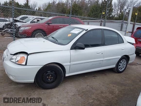 ✅ 2005 Kia Rio • VIN: KNADC125856400669 • Lot: 41165059. Listed on IAAI with 181,338 mi. Free auction sales archive from the USA and detailed vehicle history report at DreamBid. Image 14.