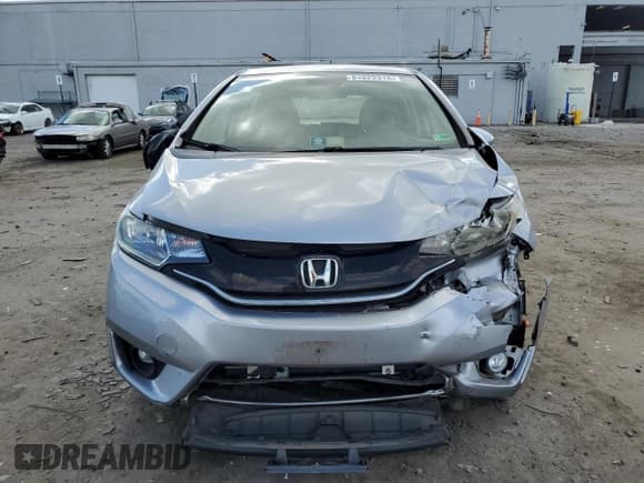 ✅ 2017 Honda Fit EX • VIN: JHMGK5H7XHS018639 • Lot: 84629315. Listed on Copart with 83,180 mi. Free auction sales archive from the USA and detailed vehicle history report at DreamBid. Image 5.