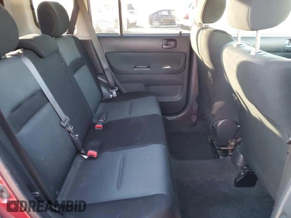 ✅ 2006 Scion xB • VIN: JTLKT324764115847 • Lot: 92404895. Wystawiony na Copart z przebiegiem 254 384 mil. Bezpłatny archiwum sprzedaży aukcyjnych z USA i szczegółowy raport historii pojazdu na DreamBid. Zdjęcie 11.