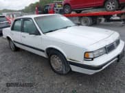 ✅ 1996 Oldsmobile Cutlass Ciera 1SA VX5 • VIN: 1G3AJ55M0T6304098 • Lot: 43150157. Listed on IAAI with 170,240 mi. Free auction sales archive from the USA and detailed vehicle history report at DreamBid. Image 1.