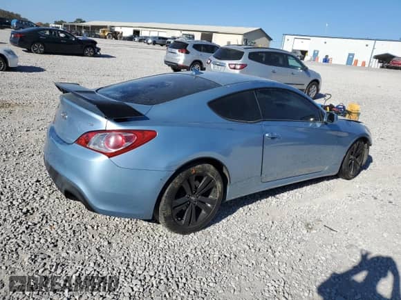2011 Hyundai Genesis Coupe Premium with VIN KMHHT6KD6BU059106, listed as a Copart auction lot 77351424 with 144,436 mi miles and Salvage title. Bid and sale history available at DreamBid. Image 3.