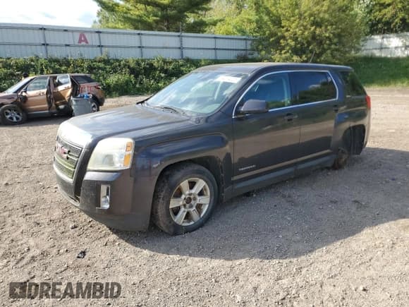 ✅ 2013 GMC Terrain SLE • VIN: 2GKFLREKXD6206072 • Lot: 84014025. Wystawiony na Copart z przebiegiem 159 470 mil. Bezpłatny archiwum sprzedaży aukcyjnych z USA i szczegółowy raport historii pojazdu na DreamBid. Zdjęcie 1.