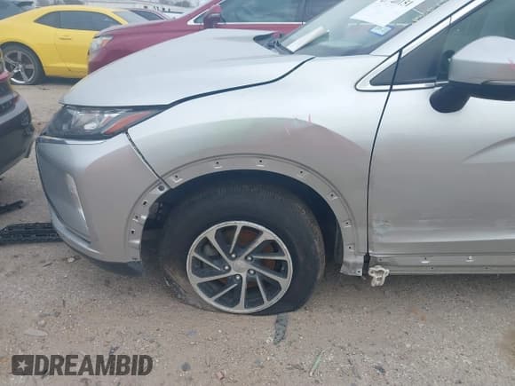 ✅ 2020 Mitsubishi Eclipse Cross ES • VIN: JA4AS3AA4LZ009432 • Lot: 41740151. Wystawiony na IAAI z przebiegiem 75 512 mil. Bezpłatny archiwum sprzedaży aukcyjnych z USA i szczegółowy raport historii pojazdu na DreamBid. Zdjęcie 16.