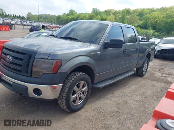 ✅ 2011 Ford F-150 XL • VIN: 1FTFW1EF0BKE14348 • Lot: 42262047. Listed on IAAI with 213,031 mi. Free auction sales archive from the USA and detailed vehicle history report at DreamBid. Image 2.