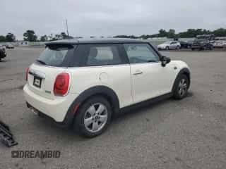 2014 MINI Hardtop with VIN WMWXM5C53ET936172, listed as a Copart auction lot 64183805 with 44,783 mi miles and Salvage title. Bid and sale history available at DreamBid. Image 3.