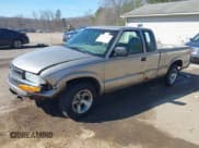 ✅ 2003 Chevrolet S-10 • VIN: 1GCCS19H438100436 • Лот: 41891848. Опубликован ранее на IAAI с пробегом 117 907 миль. Бесплатный доступ к архиву аукционных продаж из США и подробный отчёт об истории автомобиля на DreamBid. Изображение 19.