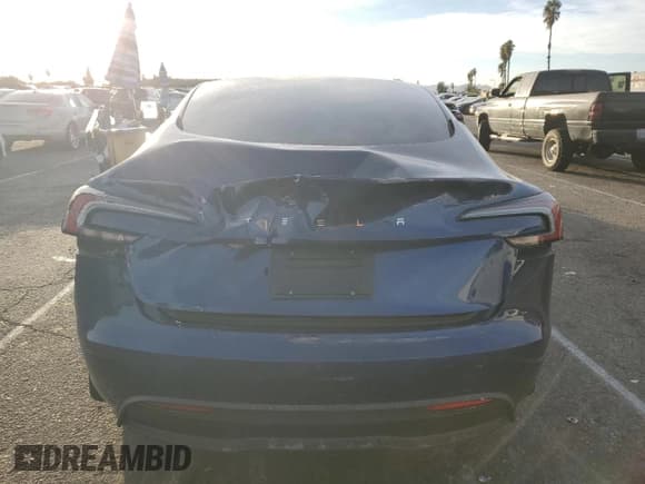 ✅ 2024 Tesla Model 3 • VIN: 5YJ3E1EA9RF835597 • Lot: 79460024. Wystawiony na Copart z przebiegiem 1 479 mil. Bezpłatny archiwum sprzedaży aukcyjnych z USA i szczegółowy raport historii pojazdu na DreamBid. Zdjęcie 6.