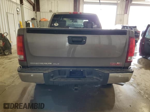 ✅ 2013 GMC Sierra 1500 SLT • VIN: 1GTR2WE79DZ202136 • Lot: 60446845. Listed on Copart with 121,138 mi. Free auction sales archive from the USA and detailed vehicle history report at DreamBid. Image 6.
