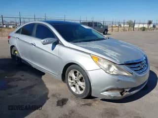 2012 Hyundai Sonata SE with VIN 5NPEC4AC1CH331366, listed as a IAAI auction lot 41238227 with 204,396 mi miles and . Bid and sale history available at DreamBid. Image 1.