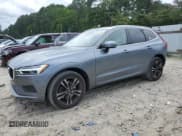 ✅ 2018 Volvo XC60 Momentum • VIN: LYVA22RK9JB118034 • Lot: 63459745. Wystawiony na Copart z przebiegiem 154 504 mil. Bezpłatny archiwum sprzedaży aukcyjnych z USA i szczegółowy raport historii pojazdu na DreamBid. Zdjęcie 1.