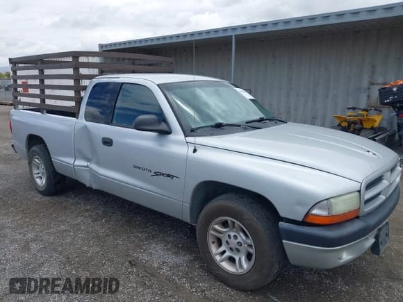 ✅ 2001 Dodge Dakota • VIN: 1B7GL22X91S279384 • Lot: 42190845. Listed on IAAI with 150,241 mi. Free auction sales archive from the USA and detailed vehicle history report at DreamBid. Image 1.