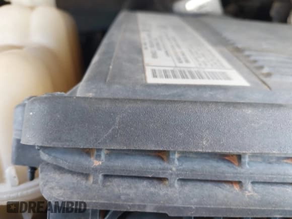 ✅ 2005 GMC Yukon SLT • VIN: 1GKEC13T75R128333 • Lot: 42835054. Listed on IAAI with 235,942 mi. Free auction sales archive from the USA and detailed vehicle history report at DreamBid. Image 10.