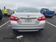 ✅ 2017 Nissan Altima SR • VIN: 1N4AL3AP3HC177053 • Lot: 43005084. Wystawiony na IAAI z przebiegiem 166 992 mil. Bezpłatny archiwum sprzedaży aukcyjnych z USA i szczegółowy raport historii pojazdu na DreamBid. Zdjęcie 16.