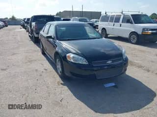 2013 Chevrolet Impala LS z VIN 2G1WA5E3XD1120124, wystawiony jako IAAI lot #42360600 z przebiegiem 77 081 mil mil oraz . Historia ofert i sprzedaży dostępna na DreamBid. Obrazek 1.