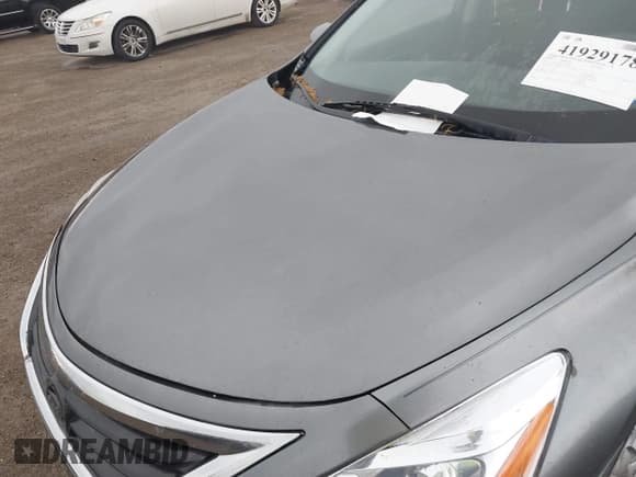 ✅ 2015 Nissan Altima SV • VIN: 1N4AL3APXFC128168 • Lot: 41929178. Wystawiony na IAAI z przebiegiem 271 221 mil. Bezpłatny archiwum sprzedaży aukcyjnych z USA i szczegółowy raport historii pojazdu na DreamBid. Zdjęcie 6.