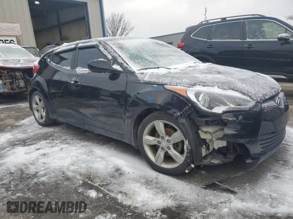 ✅ 2013 Hyundai Veloster w/Black Int • VIN: KMHTC6AD6DU087342 • Lot: 87000014. Listed on Copart with 121,700 mi. Free auction sales archive from the USA and detailed vehicle history report at DreamBid. Image 4.