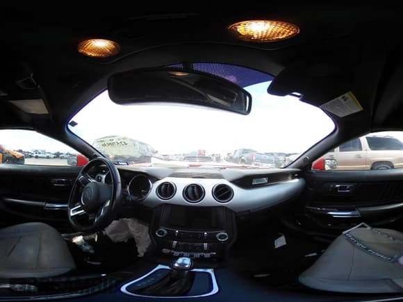 ✅ 2016 Ford Mustang EcoBoost Premium • VIN: 1FATP8UH8G5292202 • Lot: 42570936. Listed on IAAI with 115,273 mi. Free auction sales archive from the USA and detailed vehicle history report at DreamBid. Image 18.