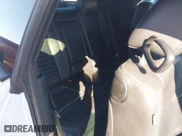 ✅ 2014 Dodge Challenger SXT • VIN: 2C3CDYAG1EH153778 • Лот: 43589521. Опубликован ранее на IAAI с пробегом 185 848 миль. Бесплатный доступ к архиву аукционных продаж из США и подробный отчёт об истории автомобиля на DreamBid. Изображение 8.