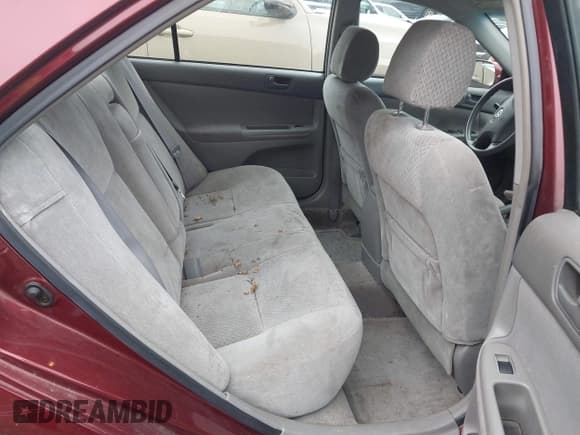✅ 2004 Toyota Camry LE • VIN: 4T1BF32KX4U072079 • Lot: 43801201. Listed on IAAI with 154,274 mi. Free auction sales archive from the USA and detailed vehicle history report at DreamBid. Image 8.