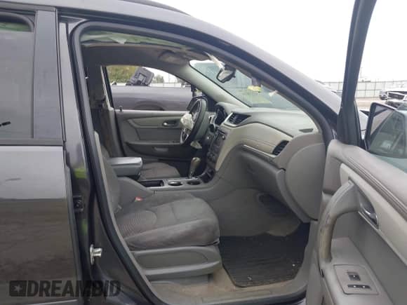 2014 Chevrolet Traverse LS z VIN 1GNKRFED9EJ110177, wystawiony jako IAAI lot #43378216 z przebiegiem 177 291 mil mil oraz . Historia ofert i sprzedaży dostępna na DreamBid. Obrazek 5.