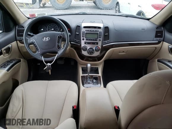 ✅ 2011 Hyundai Santa Fe GLS • VIN: 5XYZG3ABXBG075273 • Lot: 77356144. Listed on Copart with 167,523 mi. Free auction sales archive from the USA and detailed vehicle history report at DreamBid. Image 8.