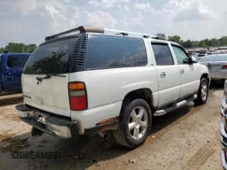 2006 Chevrolet Suburban LTZ z VIN 3GNFK16U16G121670, wystawiony jako Copart lot #56827763 z przebiegiem 239 387 mil mil oraz Szkoda całkowita • Salvage title. Historia ofert i sprzedaży dostępna na DreamBid. Obrazek 3.