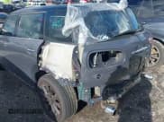 ✅ 2021 MINI Clubman Cooper S • VIN: WMWLV7C09M2N98258 • Lot: 40985670. Listed on IAAI with 14,336 mi. Free auction sales archive from the USA and detailed vehicle history report at DreamBid. Image 12.