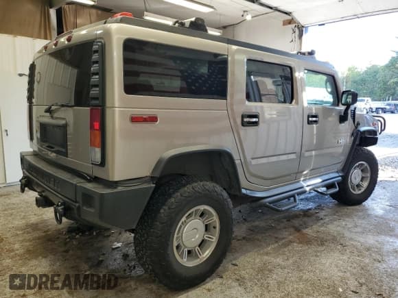 ✅ 2003 Hummer H2 • VIN: 5GRGN23U93H132687 • Lot: 85875715. Listed on Copart with 178,751 mi. Free auction sales archive from the USA and detailed vehicle history report at DreamBid. Image 3.