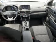 ✅ 2020 Hyundai Kona SEL • VIN: KM8K22AA6LU473819 • Лот: 59228944. Опубликован ранее на Copart с пробегом 41 957 миль. Бесплатный доступ к архиву аукционных продаж из США и подробный отчёт об истории автомобиля на DreamBid. Изображение 8.