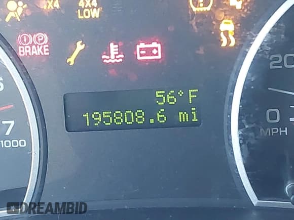 ✅ 2006 Ford Explorer XLT • VIN: 1FMEU73E96UA59734 • Lot: 43453485. Listed on IAAI with 195,808 mi. Free auction sales archive from the USA and detailed vehicle history report at DreamBid. Image 15.