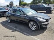 ✅ 2020 Tesla Model 3 Standard Range Plus • VIN: 5YJ3E1EA7LF662508 • Lot: 85361655. Wystawiony na Copart z przebiegiem 61 129 mil. Bezpłatny archiwum sprzedaży aukcyjnych z USA i szczegółowy raport historii pojazdu na DreamBid. Zdjęcie 4.
